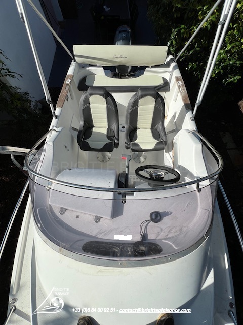 slider 2 B2 Marine Cap Ferret 522 Cruiser